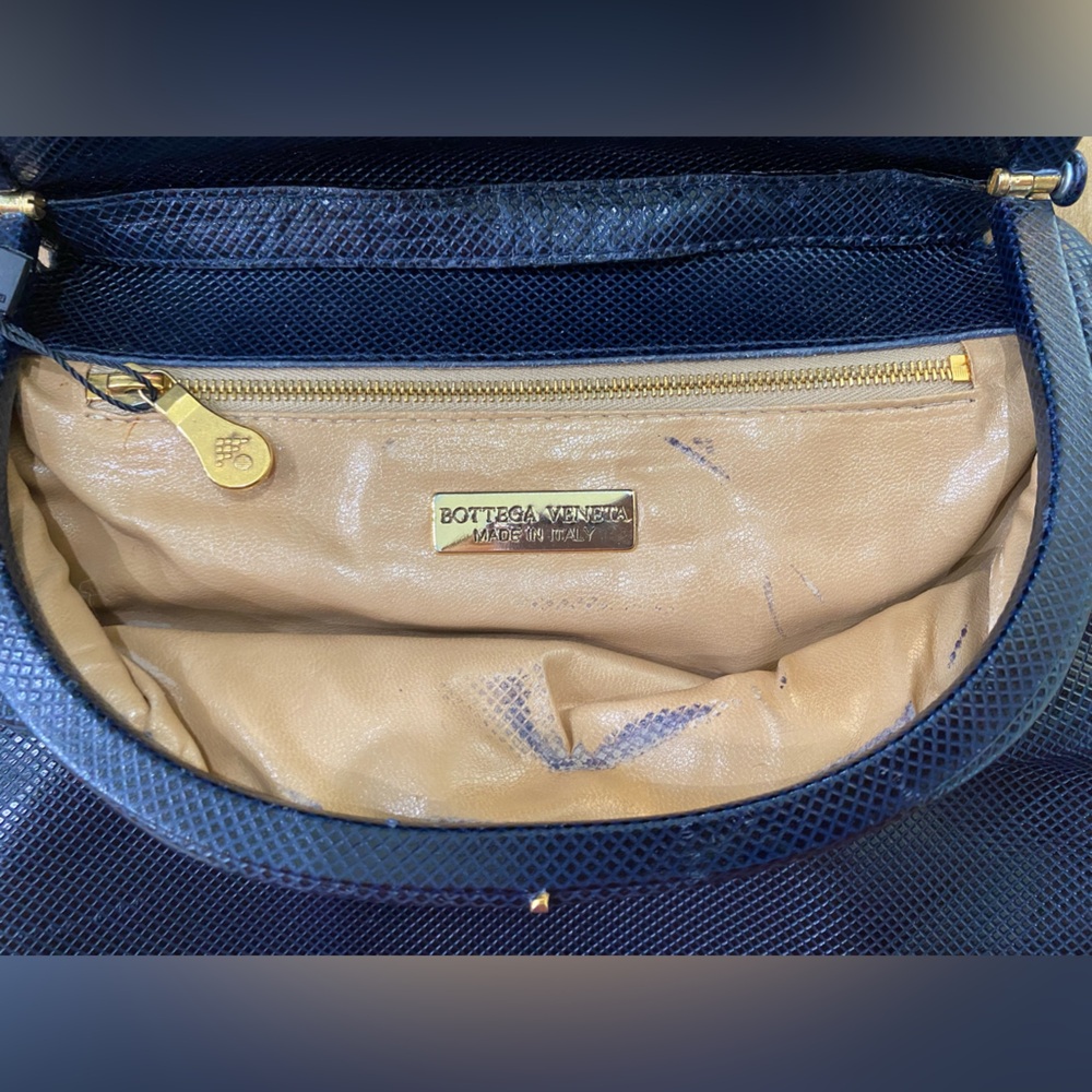 Bottega Veneta Crossbody Bag - Picture 4 of 8